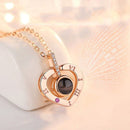 Colar Eu te Amo em 100 Idiomas - Para minha Querida Namorada